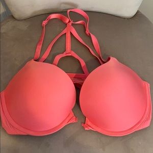 VICTORIA’S SECRET (Like NEW) Push Up Bra 36C